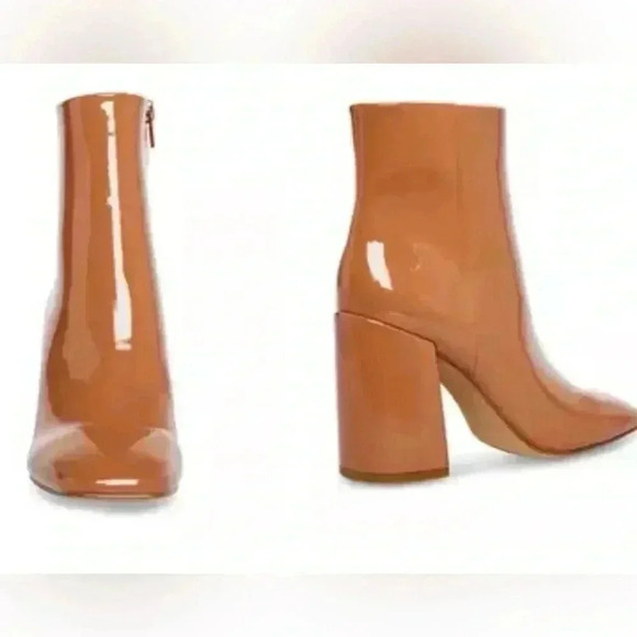 Madden Girl Shoes - Fabulous Madden Girl Women's While Ankle Boot Size 8.5 Caramel Patent